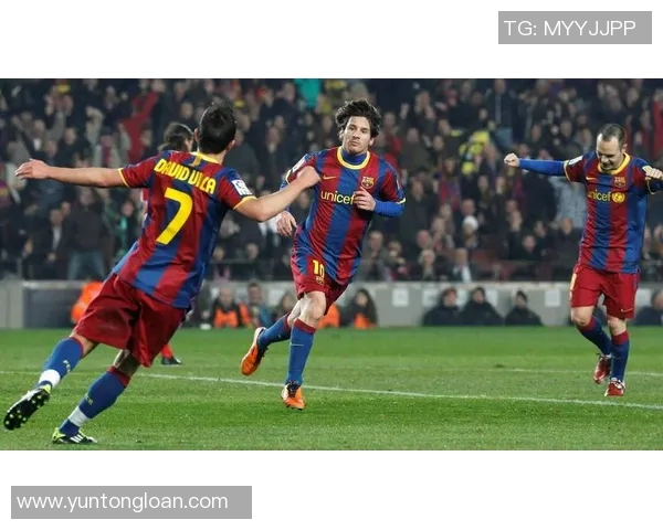 国外足球明星训练时的精彩瞬间与独特风采展示